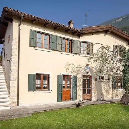 Villa Fuzzys - Un Antico Casale Ristrutturato *
