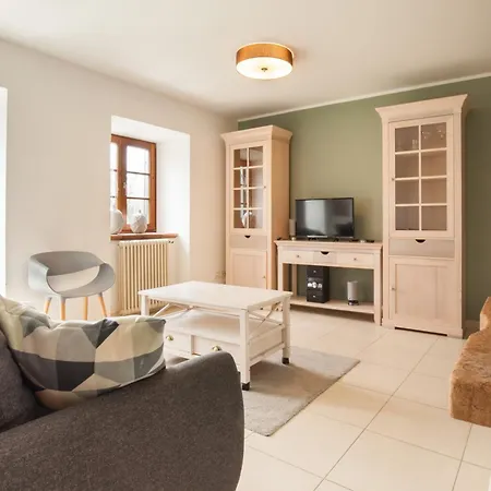 Fuzzys - Un Antico Casale Ristrutturato