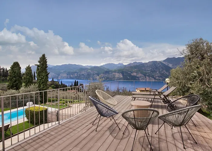 Fuzzys - Un Antico Casale Ristrutturato