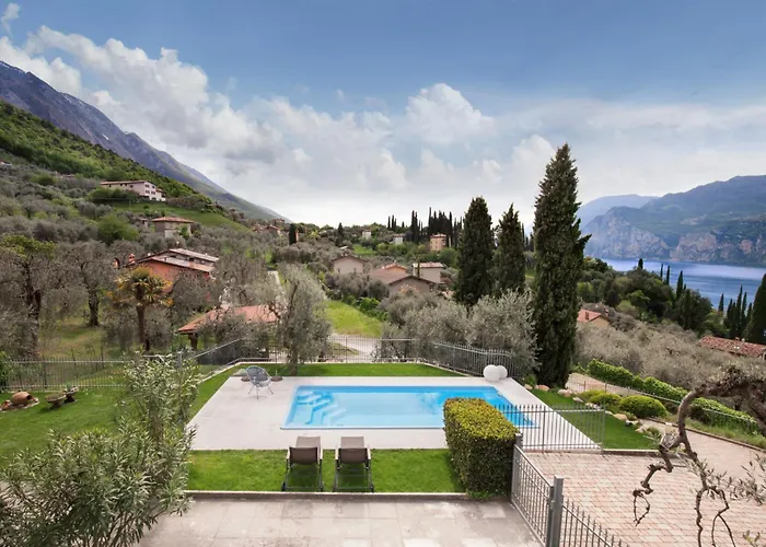 Fuzzys - Un Antico Casale Ristrutturato 别墅 *